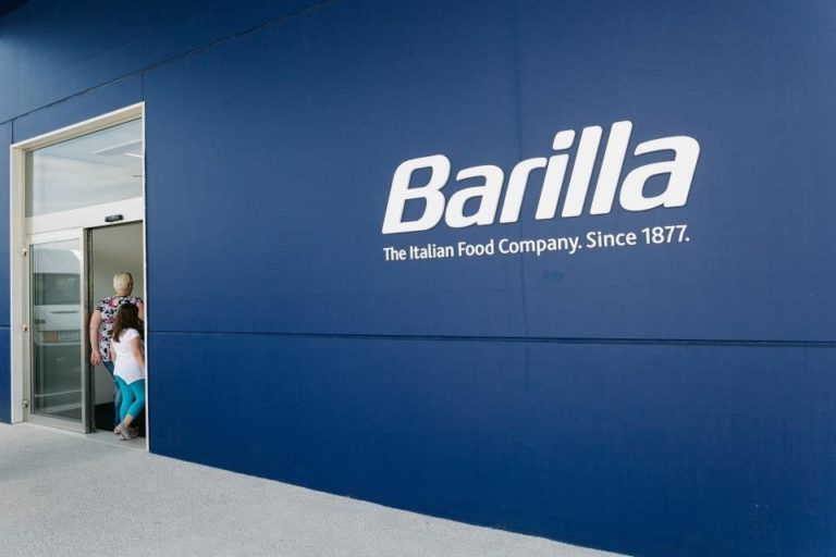 Vaccino, Barilla mette a disposizione i suoi siti produttivi