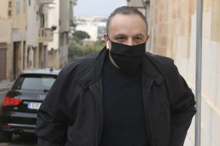 Malta, Schembri accused of corruption and money laundering