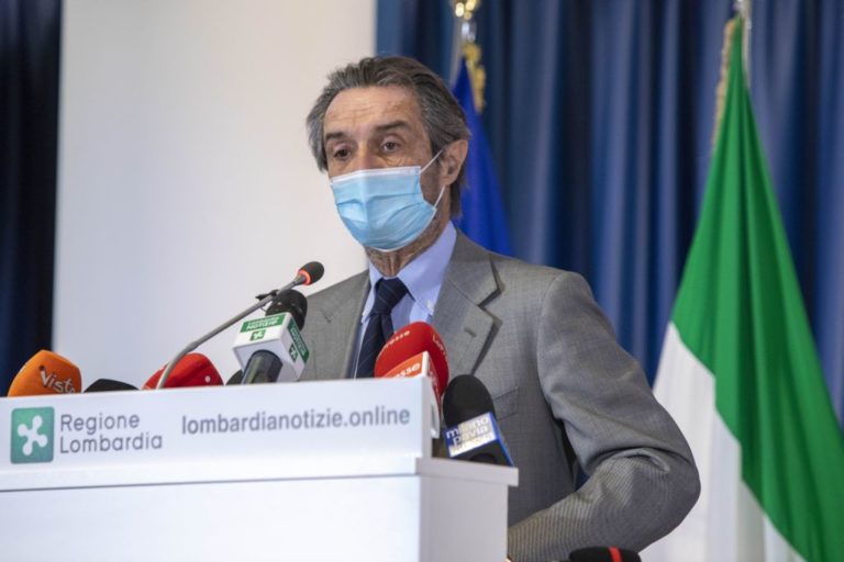 Vaccini Lombardia, Fontana “Chiesto passo indietro a Cda Aria”