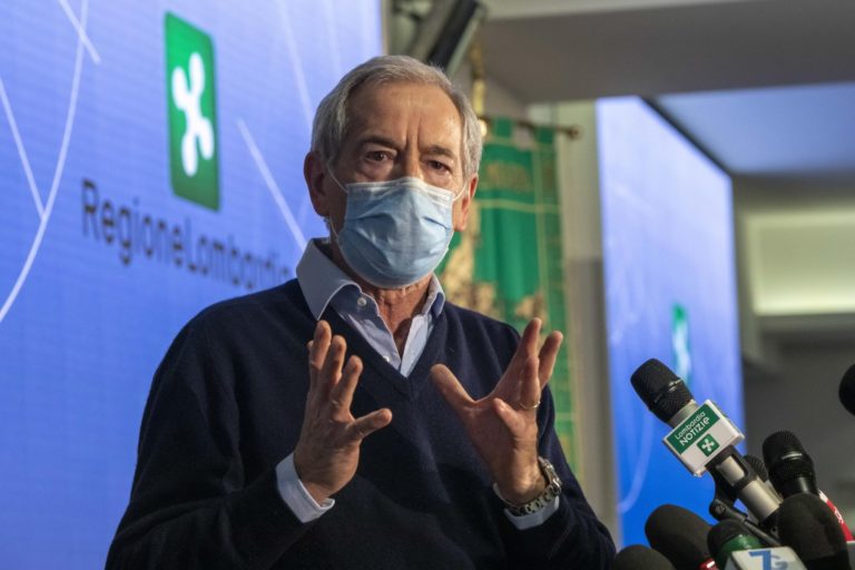 Bertolaso “finito di vaccinare l’ultimo lombardo torno a fare il nonno”