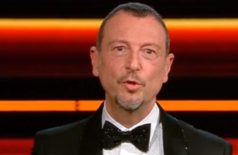 Amadeus “Simona Ventura positiva al Covid, non sarà a Sanremo”