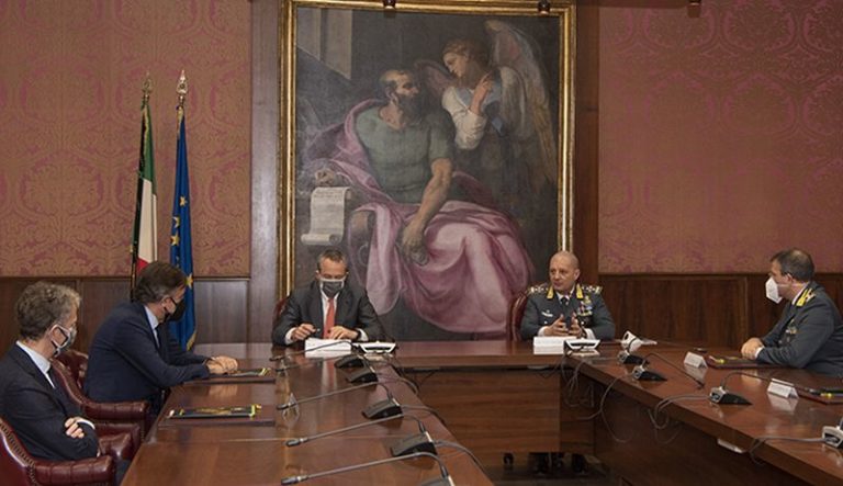 Poste e Guardia di Finanza rinnovano collaborazione