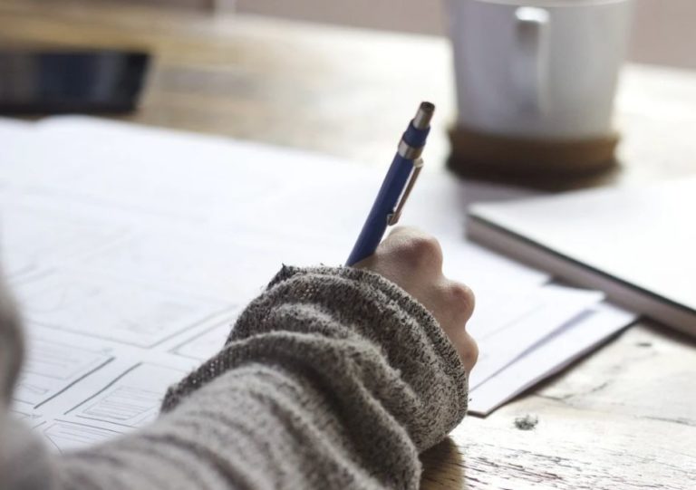 Intesa Sp e Fondazione Belisario, bando per pmi che valorizzano donne