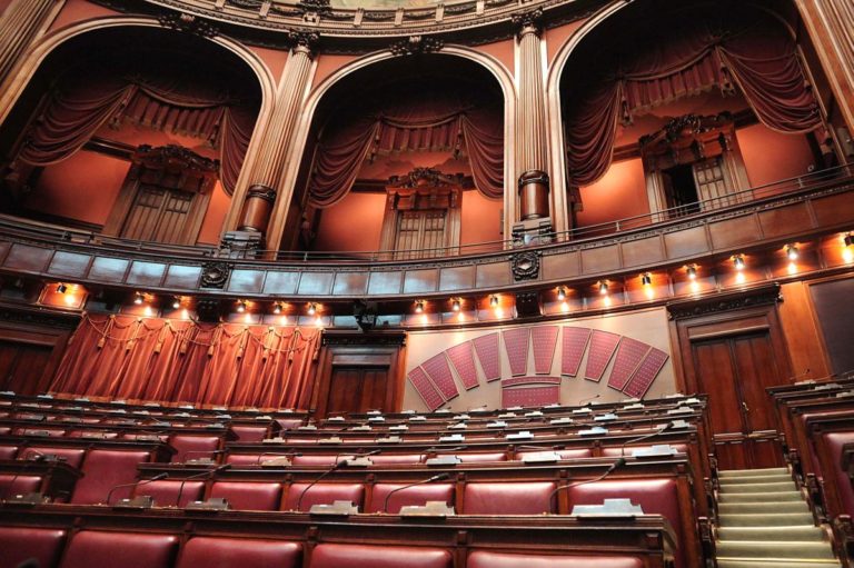 Bilancio Camera da 958 milioni, restituiti allo Stato 35 milioni