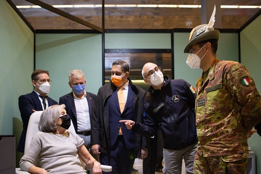 Toti “Vaccinazioni anche a Pasqua, ultimo sforzo verso la ripartenza”