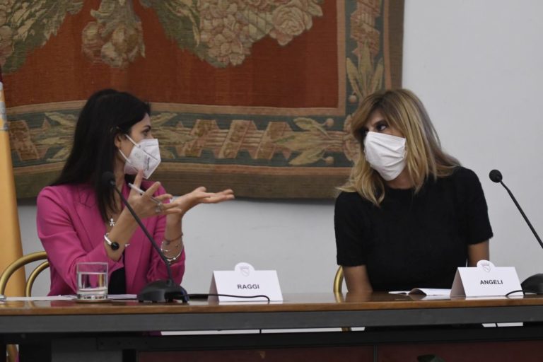 Raggi “Tre mesi di iniziative artistiche per rilanciare le periferie”