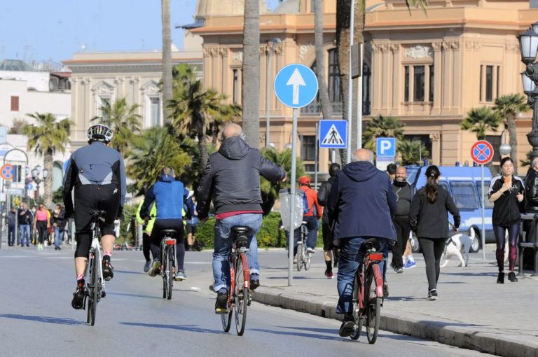 Puglia, bando per progetti velostazioni nei pressi stazioni ferroviarie