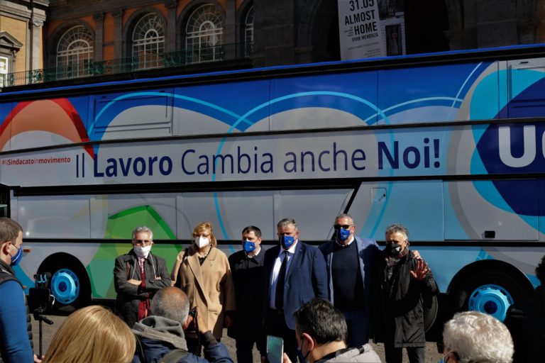 A Napoli seconda tappa del tour Ugl “il lavoro cambia anche noi”