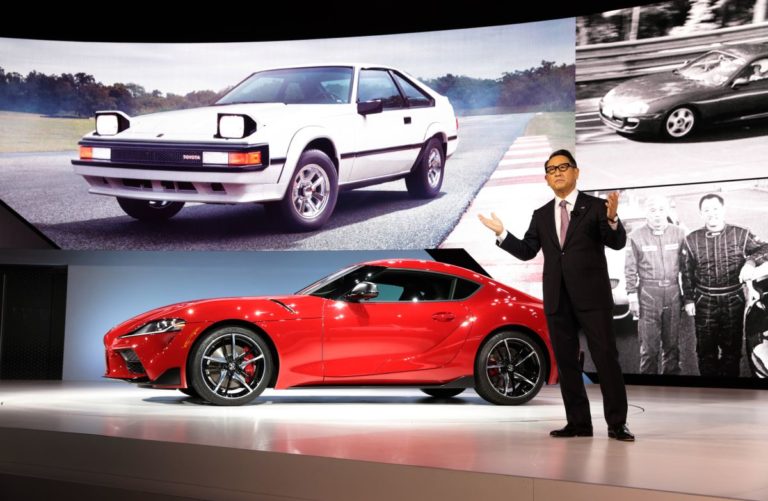 Toyota, presidente Toyoda “Persona dell’anno” dell’auto 2021