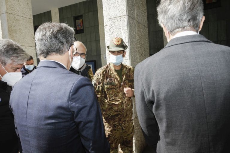 Coronavirus, il Commissario Figliuolo in visita ad Aosta