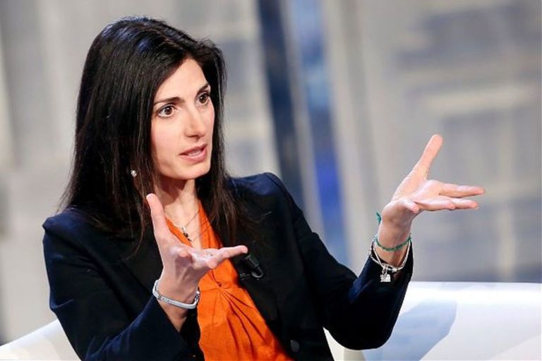 Raggi “Prendere per mano cittadini per un futuro digitale sostenibile”