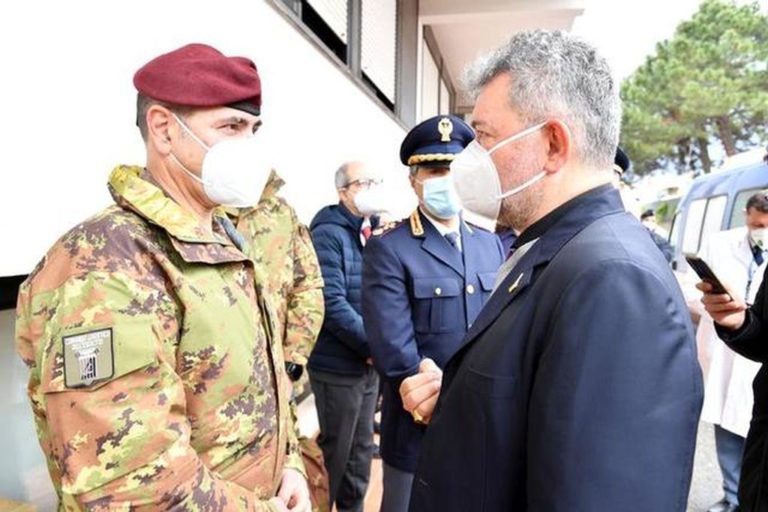 Spirlì a centro vaccinale Reggio “Grande aiuto dai Ministeri”