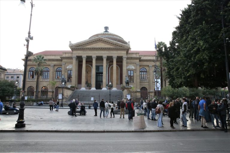 Coronavirus, Palermo torna in zona arancione