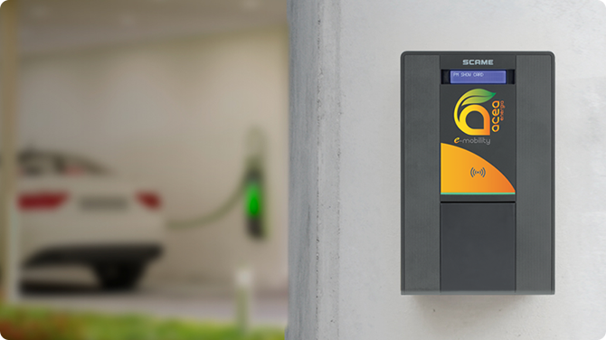 Acea Energia investe nelle colonnine elettriche: i dati sui punti di ricarica per auto in Italia