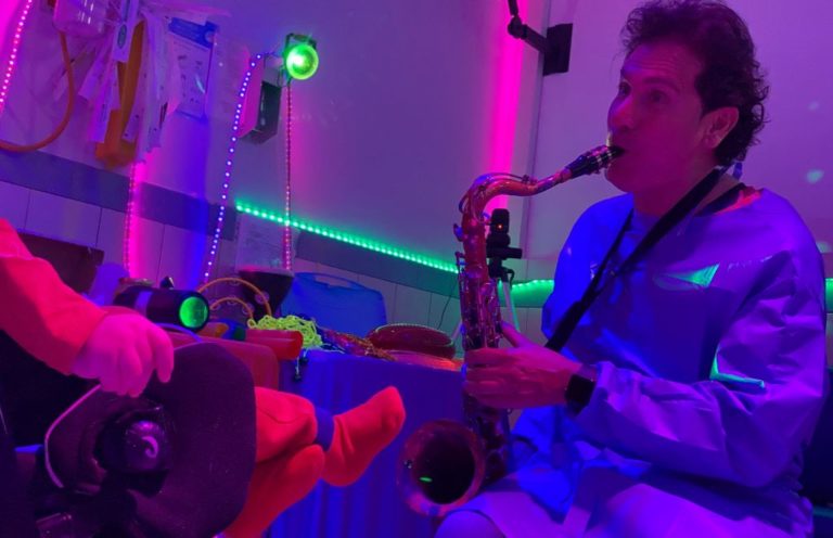 Un algoritmo musicale migliora il sonno dei bambini disabili