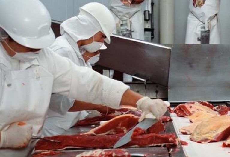 Nell’industria alimentare 1.227 contagi e 10 morti per covid