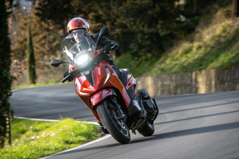 Piaggio. Al via i test ride del Beverly Tour