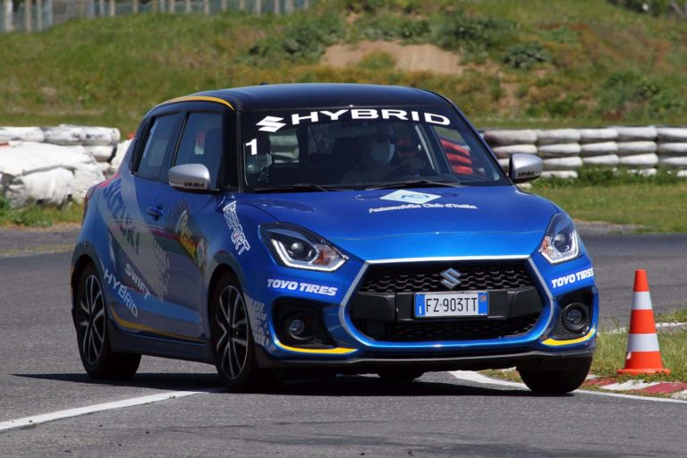 Rally Italia Talent fa tappa in Campania con la Suzuki Swift