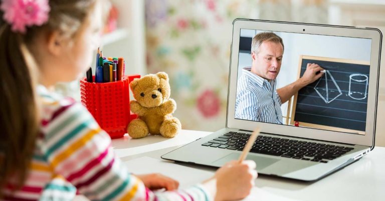 Open Fiber in campo per digitalizzare le scuole italiane