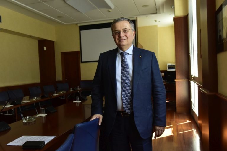 Federfarma “Farmacie pronte a vaccinare i primi di giugno”