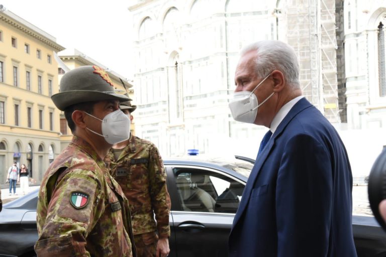 Vaccino, Giani chiede più dosi a Figliuolo