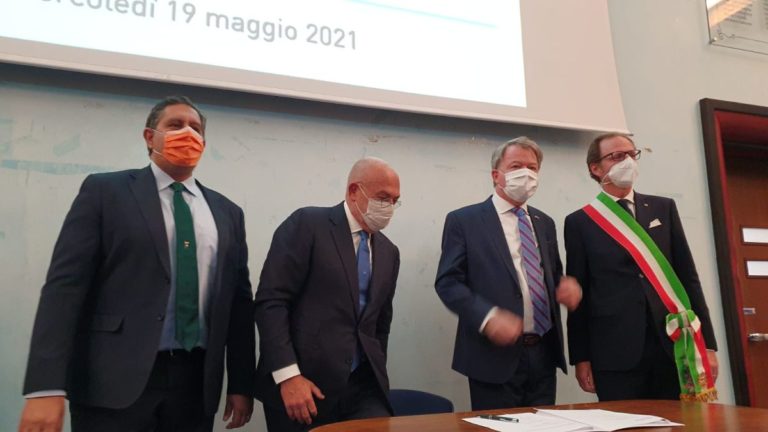 USA donano attrezzature a ospedale Gaslini Genova per 307mila dollari