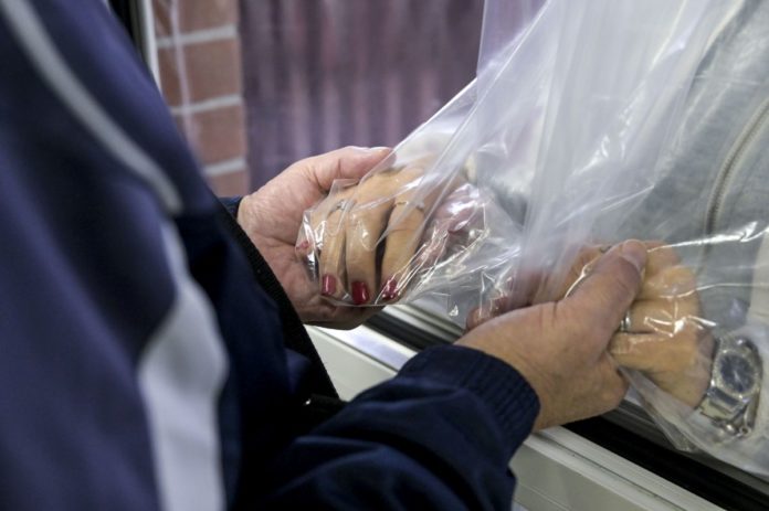 RESIDENZA ANNI AZZURRI PARCO DI VEIO RSA
STANZA DEGLI ABBRACCI