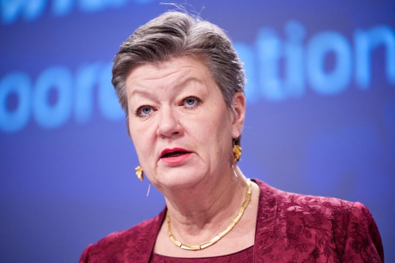 Migranti, Johansson: “L’Ue sarà al fianco dell’Italia”