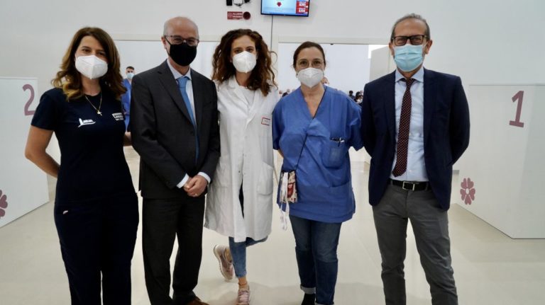 Vaccino, la Puglia supera 2 milioni di dosi somministrate