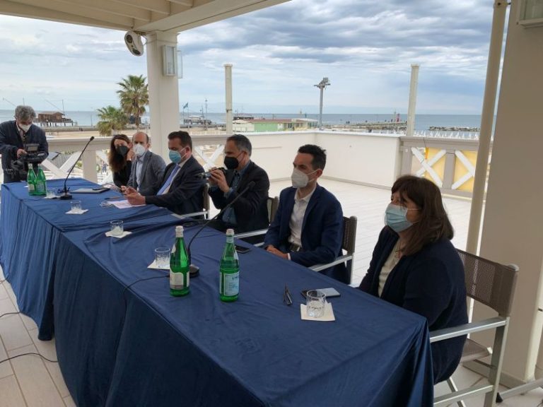 Dal 7/6 campagna vaccinazione per operatori turismo in Emilia Romagna