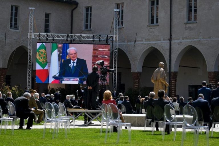 Mattarella visita campus Unicatt Cremona “Scienza è indispensabile”