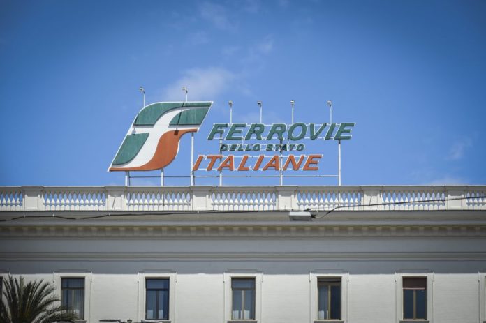 LA SEDE DI FERROVIE DELLO STATO ITALIANE FSCORSO D'ITALIA