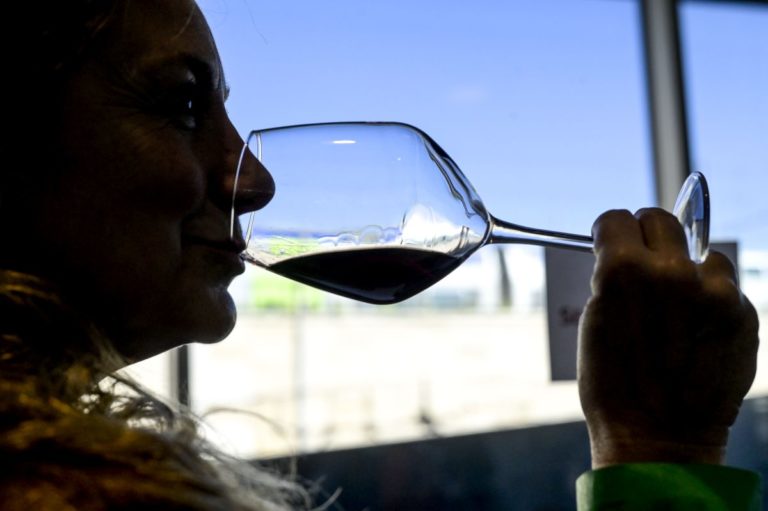 Vini, nel 2020 minori ricavi per 1,5 miliardi