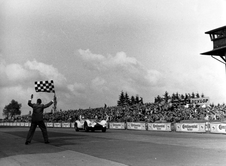 60 anni fa il trionfo di Maserati Tipo 61 al Nùrburgring