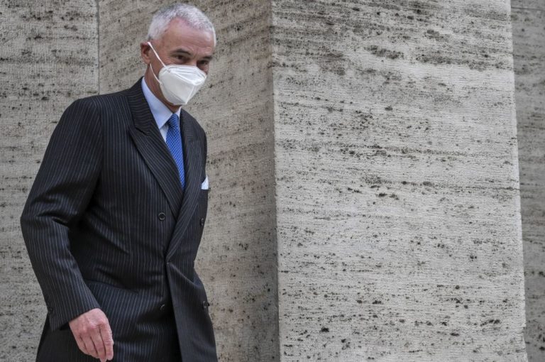 Palù “In arrivo anche ok Aifa a vaccini a mRna per adolescenti”