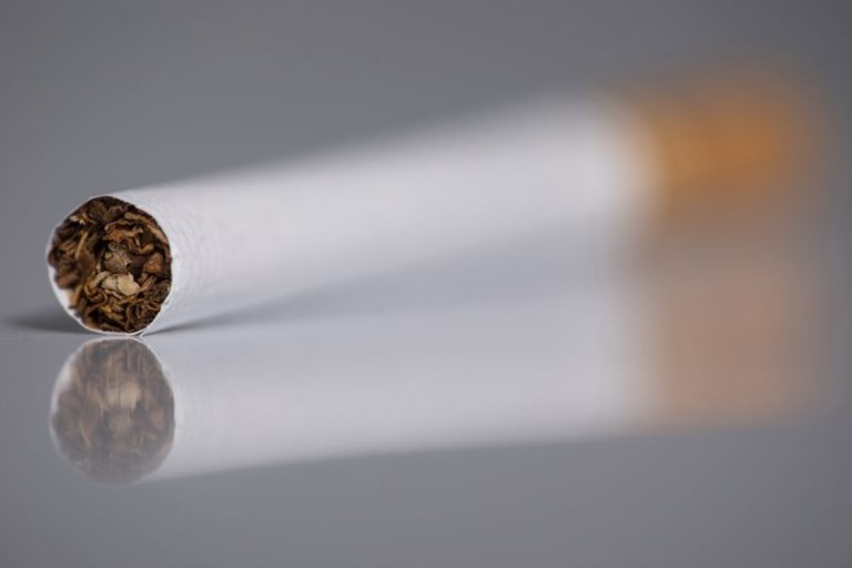 Durante la pandemia 1,2 milioni di fumatori in più