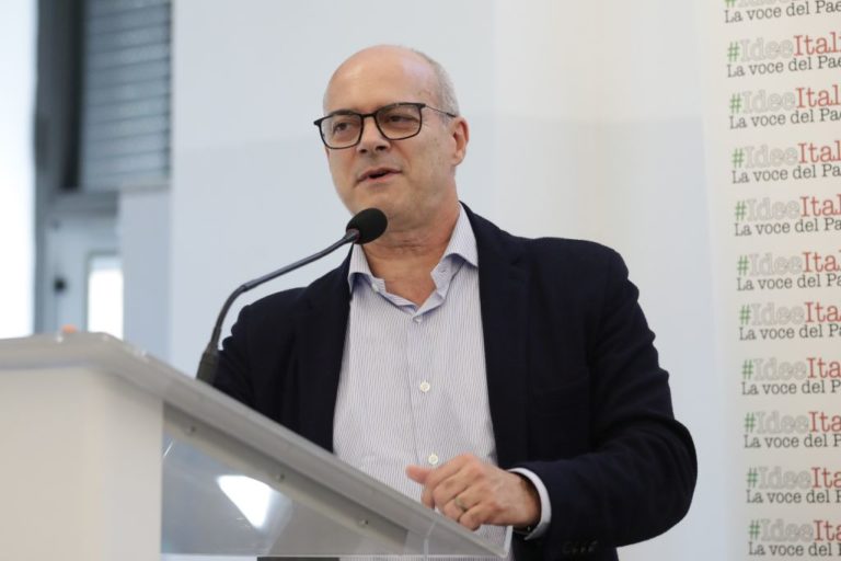 Presidente Molise Toma aggredito al ristorante, suo consigliere in ospedale