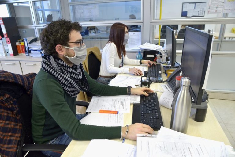 Ad aprile occupazione in lieve aumento