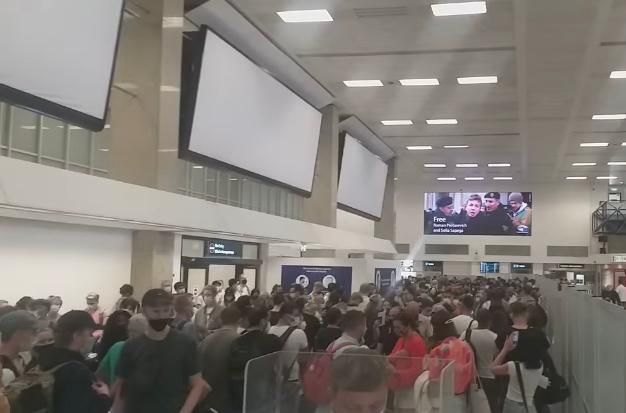 Covid, virus under control but chaotic scenes at Malta airport