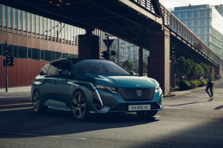 Peugeot 308 SW, stile audace
