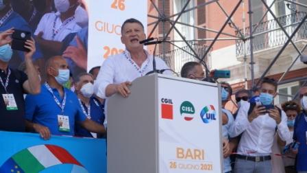 Cgil, Cisl e Uil a Bari. Bombardieri “Tensione sociale è alta”