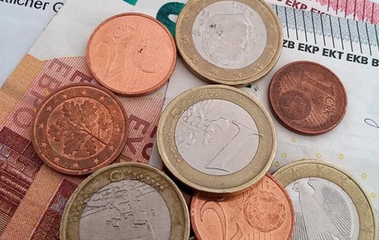 Previdenza complementare, riprendono i flussi contributivi