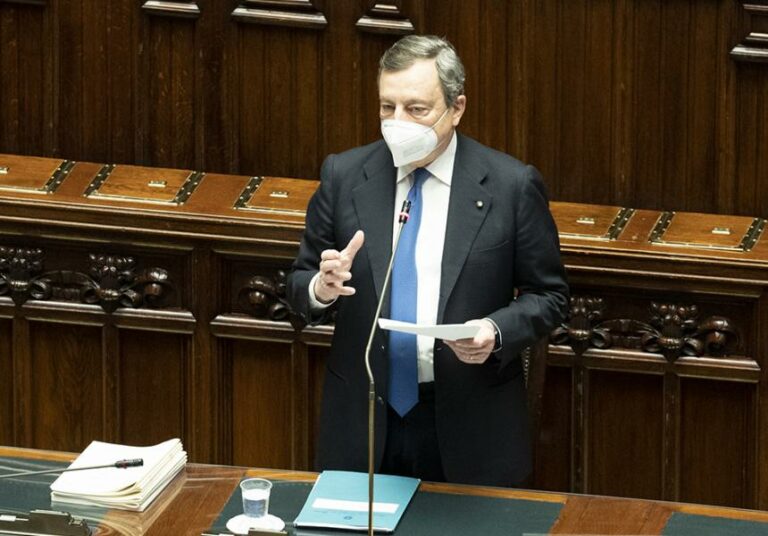 Draghi “L’economia migliora, la fiducia sta tornando”