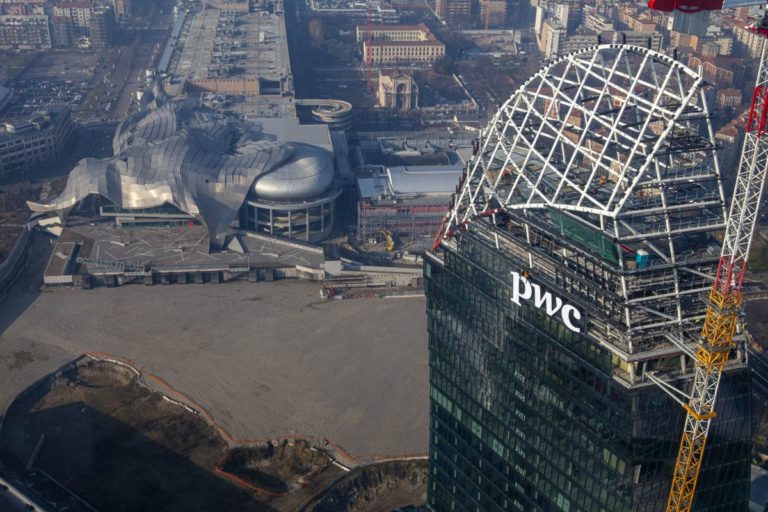 Enpaia compra da Generali il 50% della torre Pwc