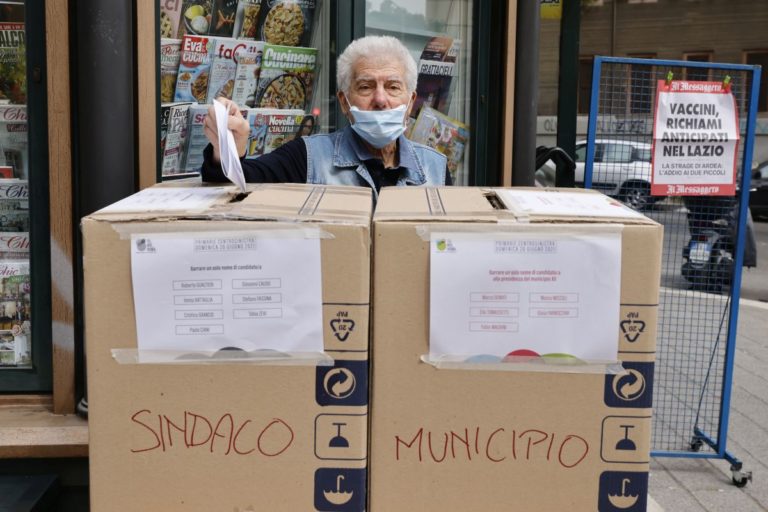 Lepore e Gualtieri vincono le primarie a Bologna e a Roma