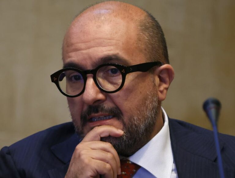 Nuovo record ascolti Tg2 Post su scontro M5s, 7.3% share