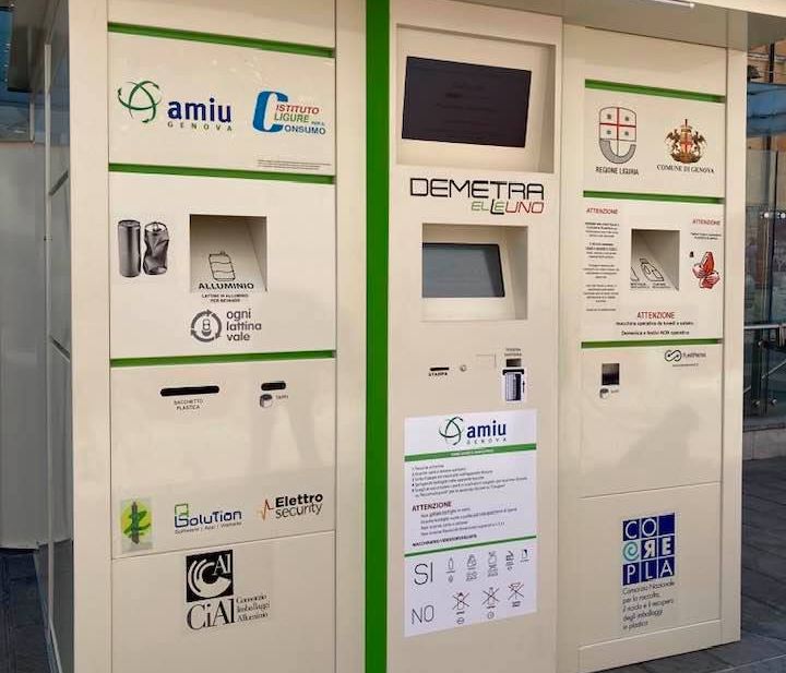 A Genova arriva il secondo ecocompattatore per plastica e lattine