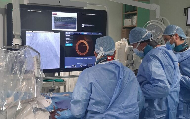 Al Gemelli nuovo catetere per “vedere” le coronarie dall’interno