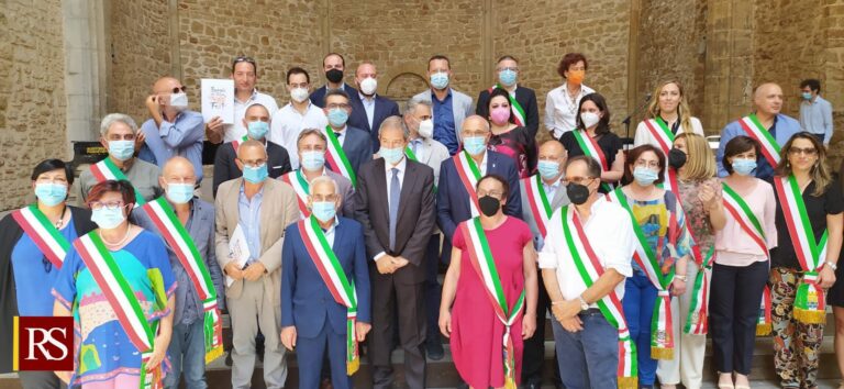Musumeci “Regione investe, borghi siciliani da visitare e da abitare”