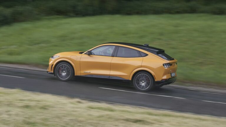 Al via ordini online per la Ford Mustang Mach-E GT